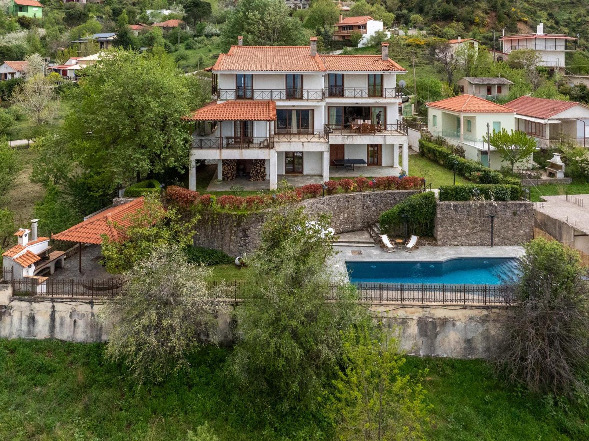 Traditional Luxury Villa Armonia Aegium Buitenkant foto